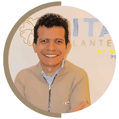 Dr. Eliodoro, Protesista da Clínica Vita Implantes em Goiânia